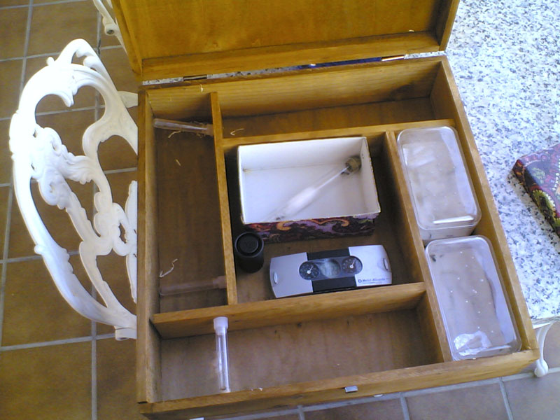 Caja de Hormigueros(abierta)