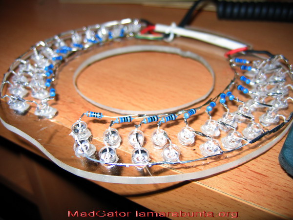 lupa-leds82