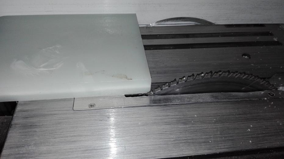 3d03